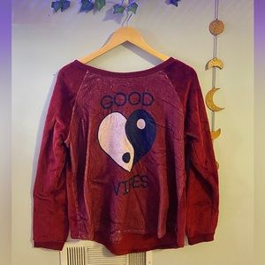 Fuzzy Good Vibes Top❤️